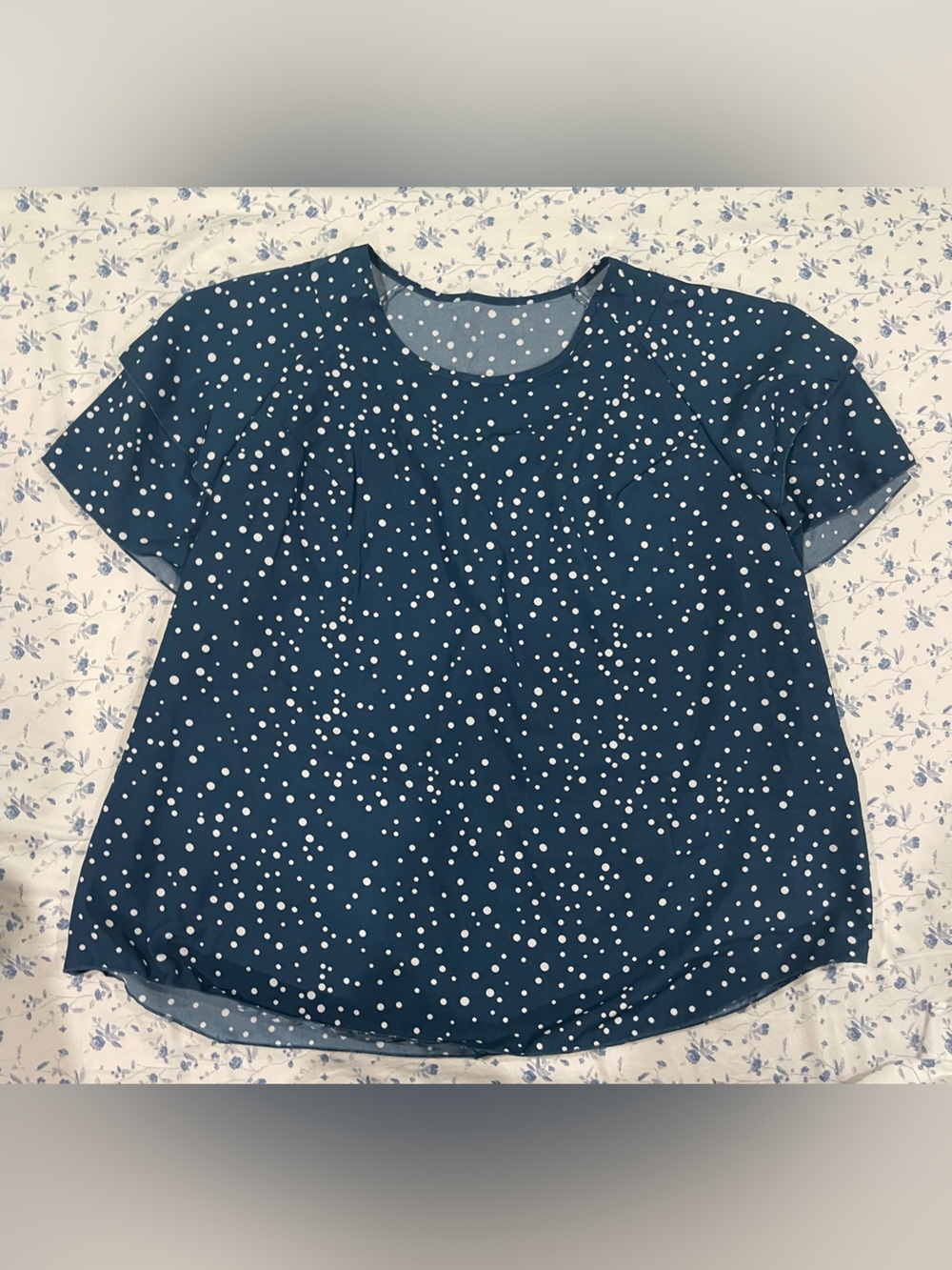 SHEIN Navy Blue Polka Dot Short Sleeve Top